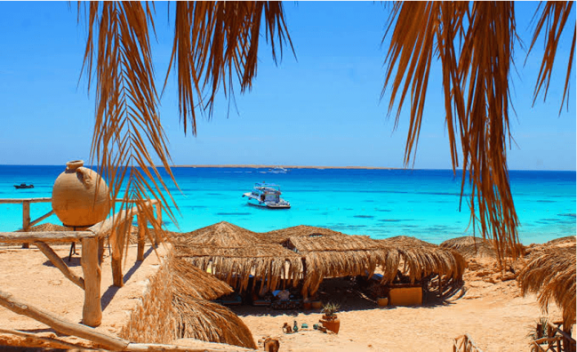 Orange Bay Ausflug ab Hurghada – Genießen Sie das Paradies des Roten Meeres mit weißen Sandstränden und türkisfarbenem Wasser